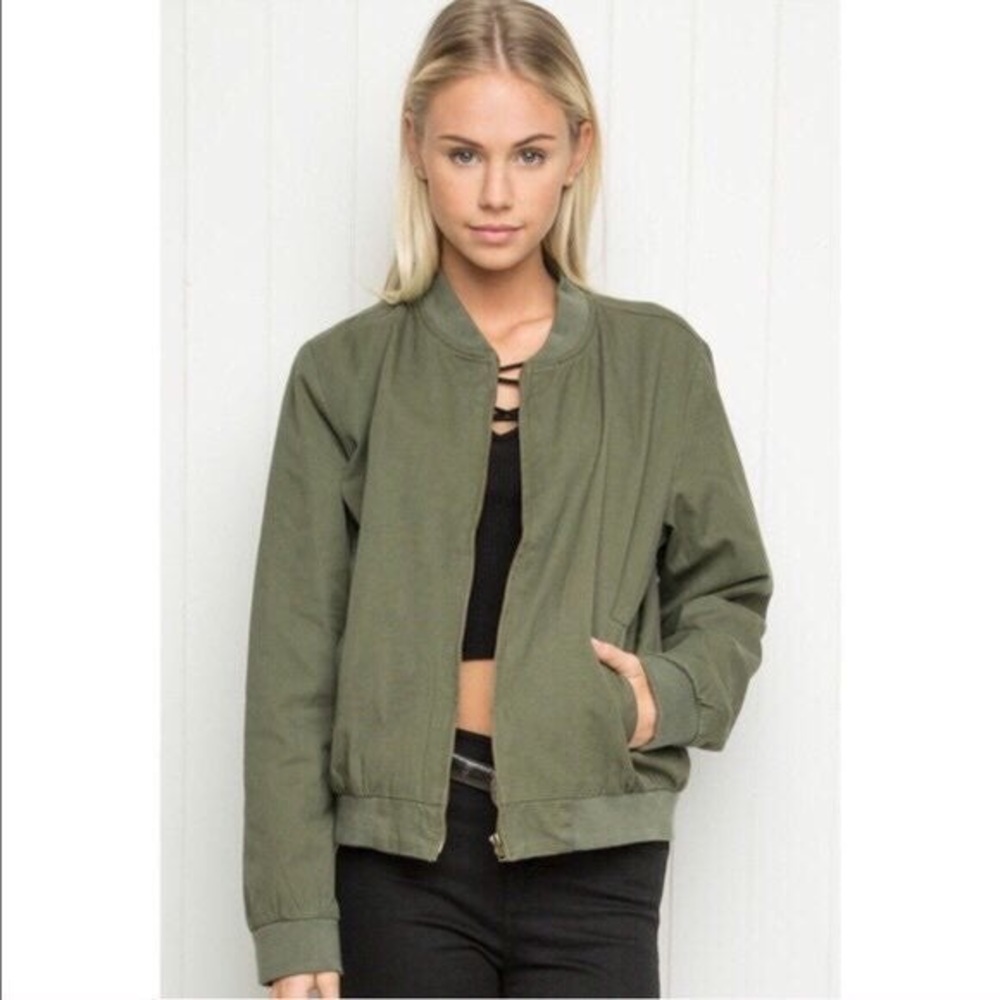 Brandy Melville Bomber jacket